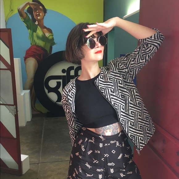 Meet your Posher, Emily - Picture 4 of 13